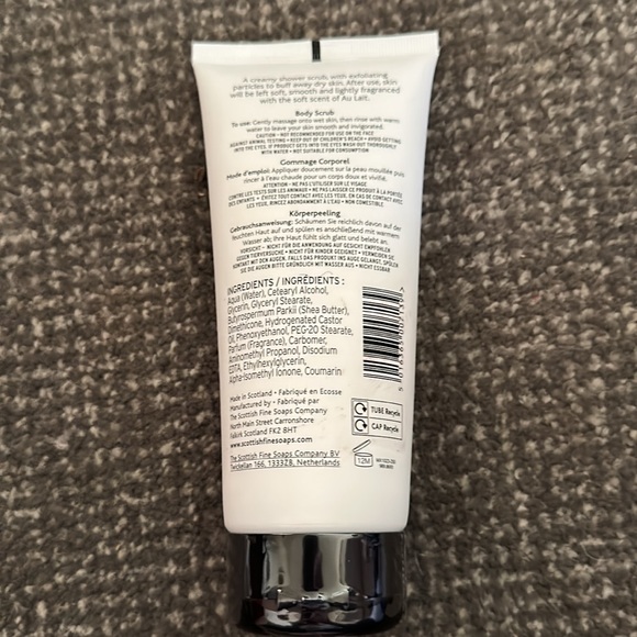 Au Lait exfoliating body scrub! - Picture 2 of 3